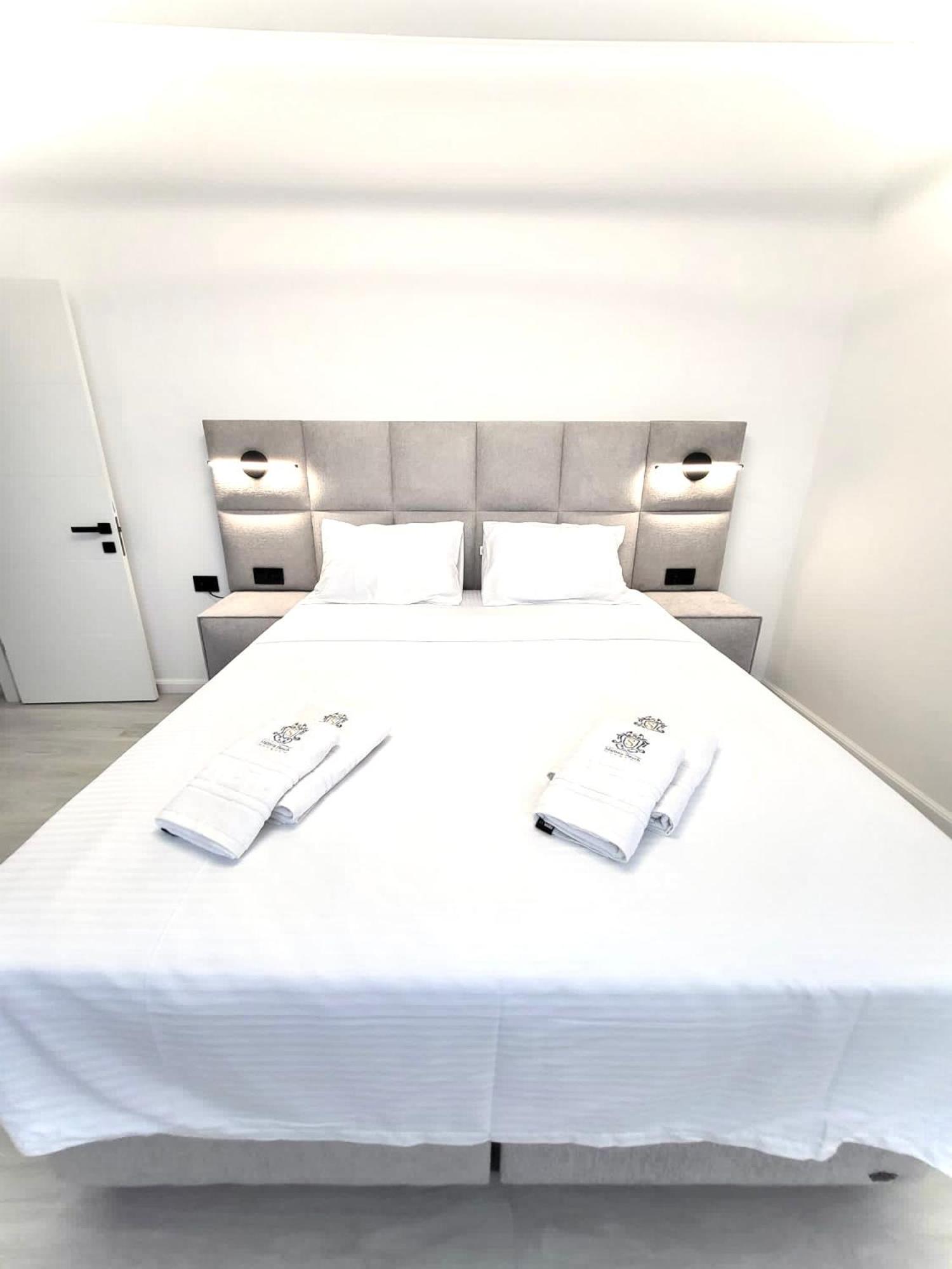 Mamaia Nord Vip Aparthotel Navodari Luaran gambar