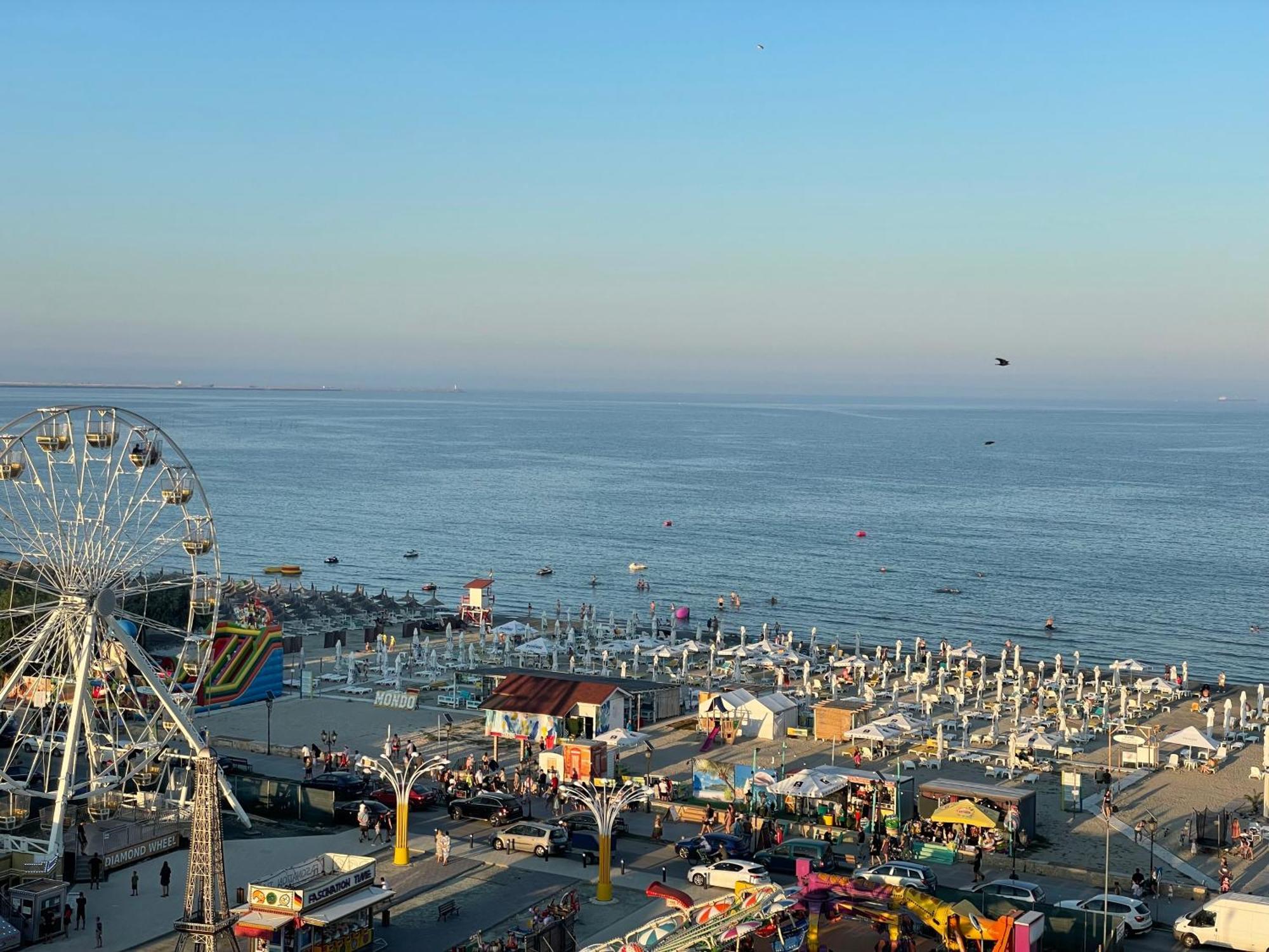 Mamaia Nord Vip Aparthotel Navodari Luaran gambar
