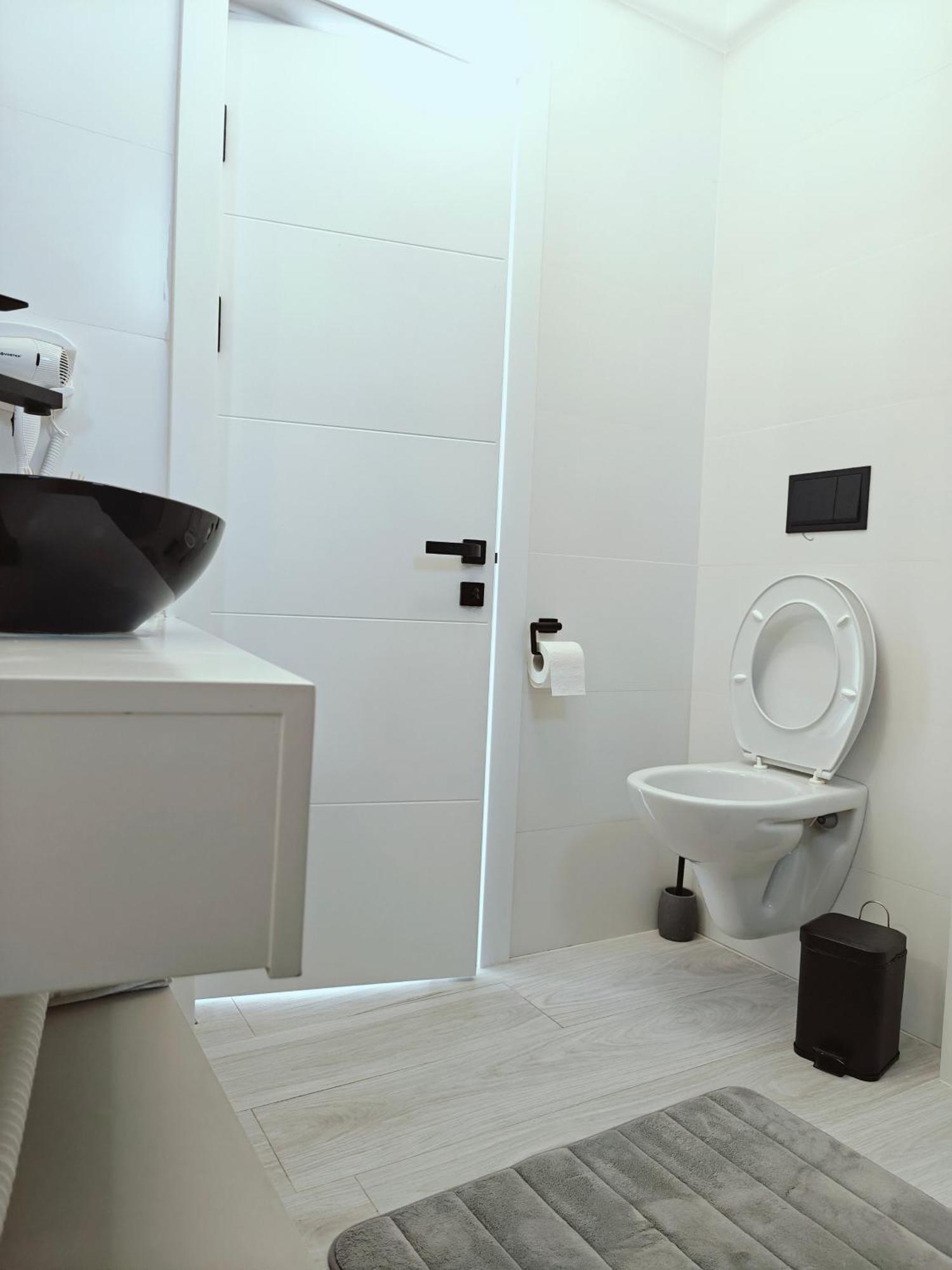 Mamaia Nord Vip Aparthotel Navodari Luaran gambar